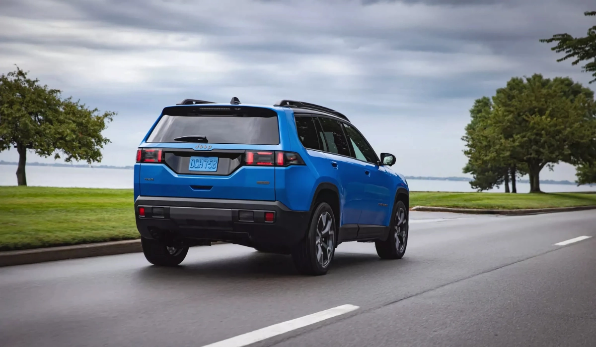 2026 Jeep Cherokee Hybrid SUV