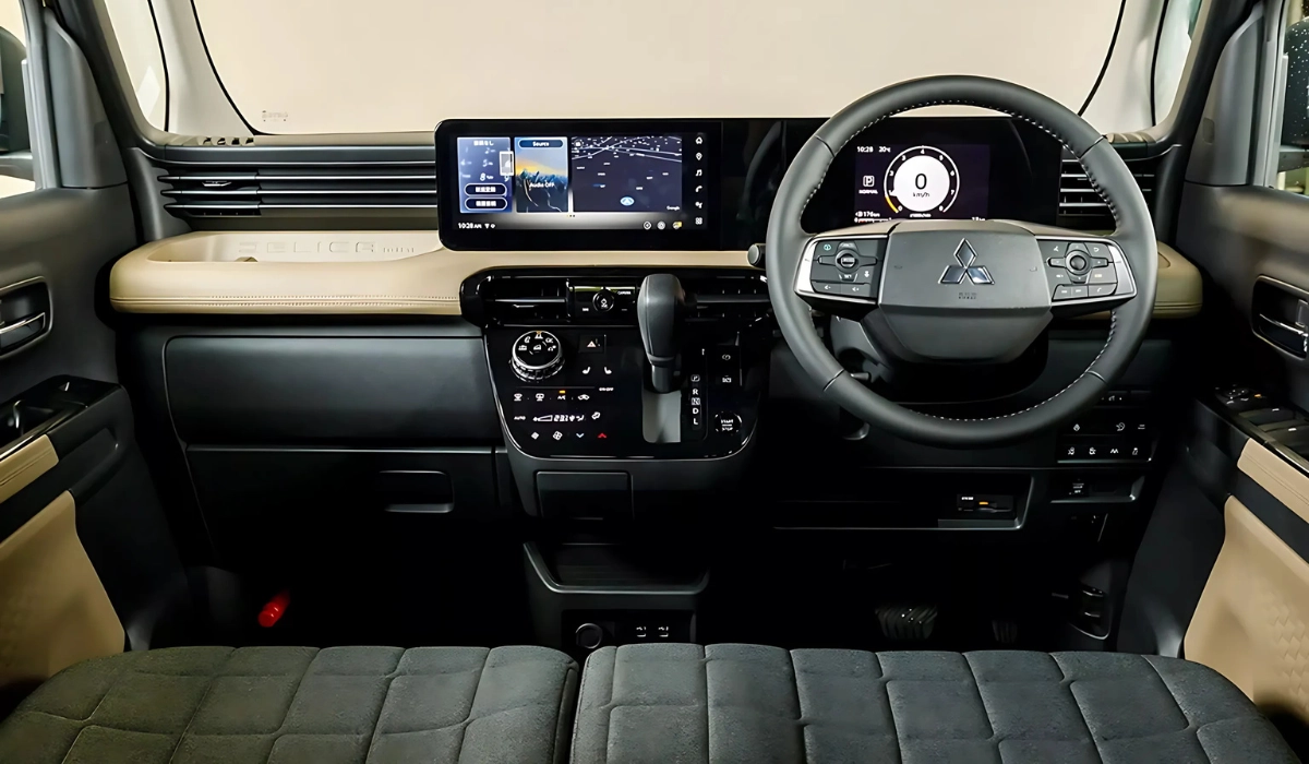 2025 Mitsubishi Delica Mini