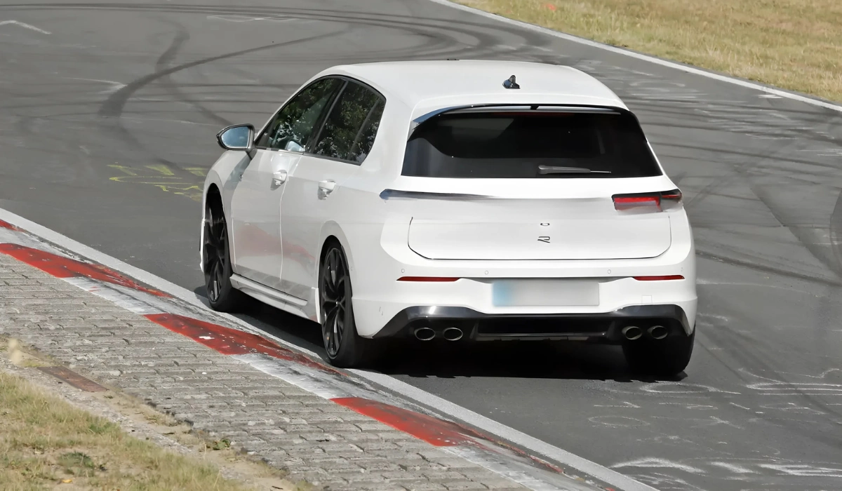 2026 Volkswagen Golf R 350
