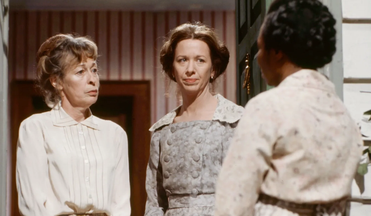 Polly Holliday in TV