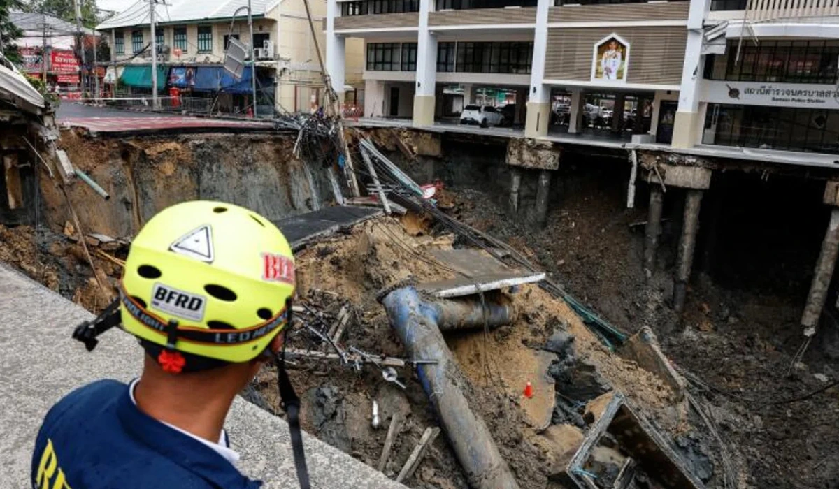bangkok sinkhole 2025
