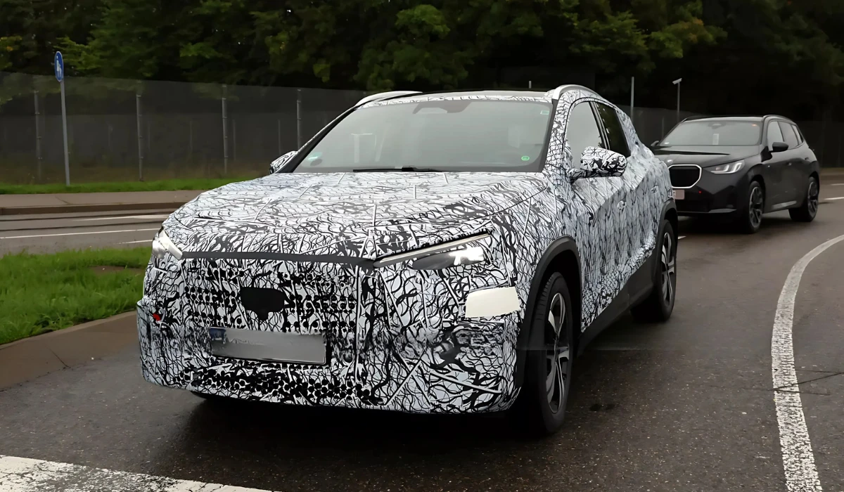 2026 Mercedes GLA Hybrid 