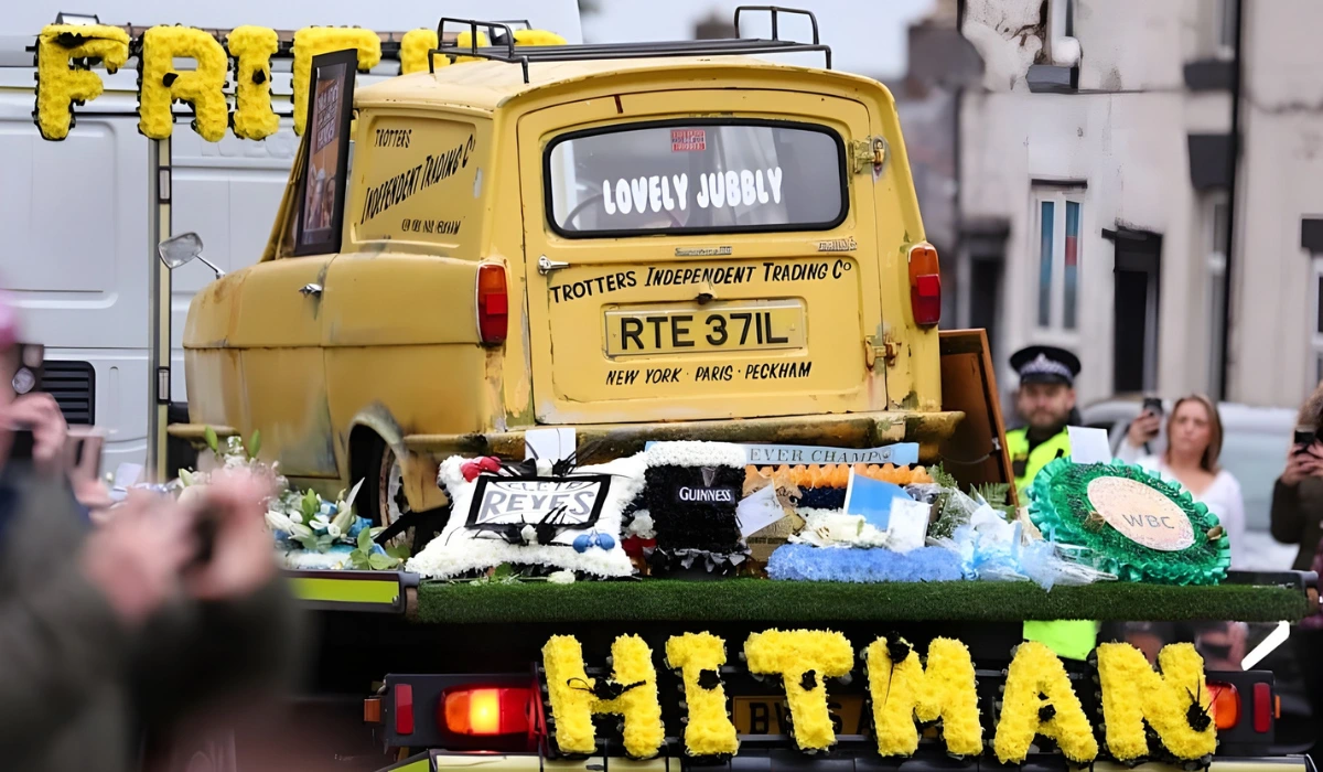 ricky hatton funeral car