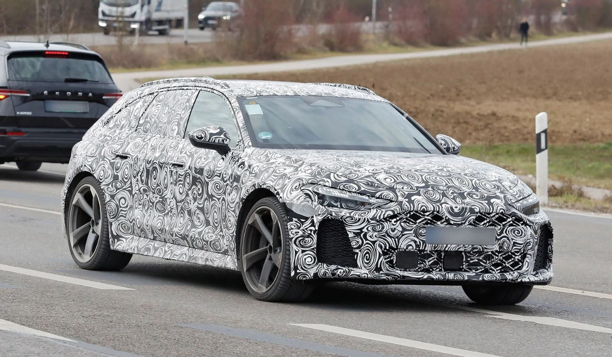 Audi RS5 Avant 2025