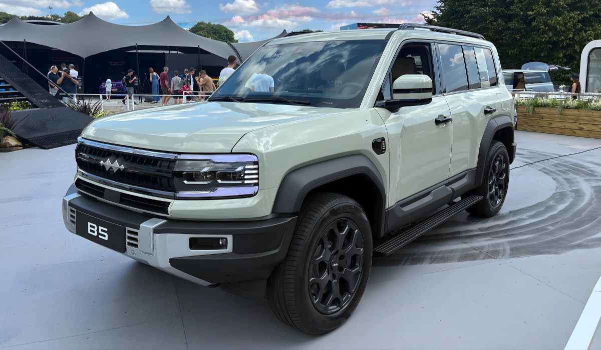 byd denza b5 exterior