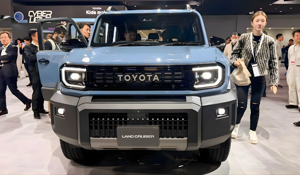 Toyota Land Cruiser FJ