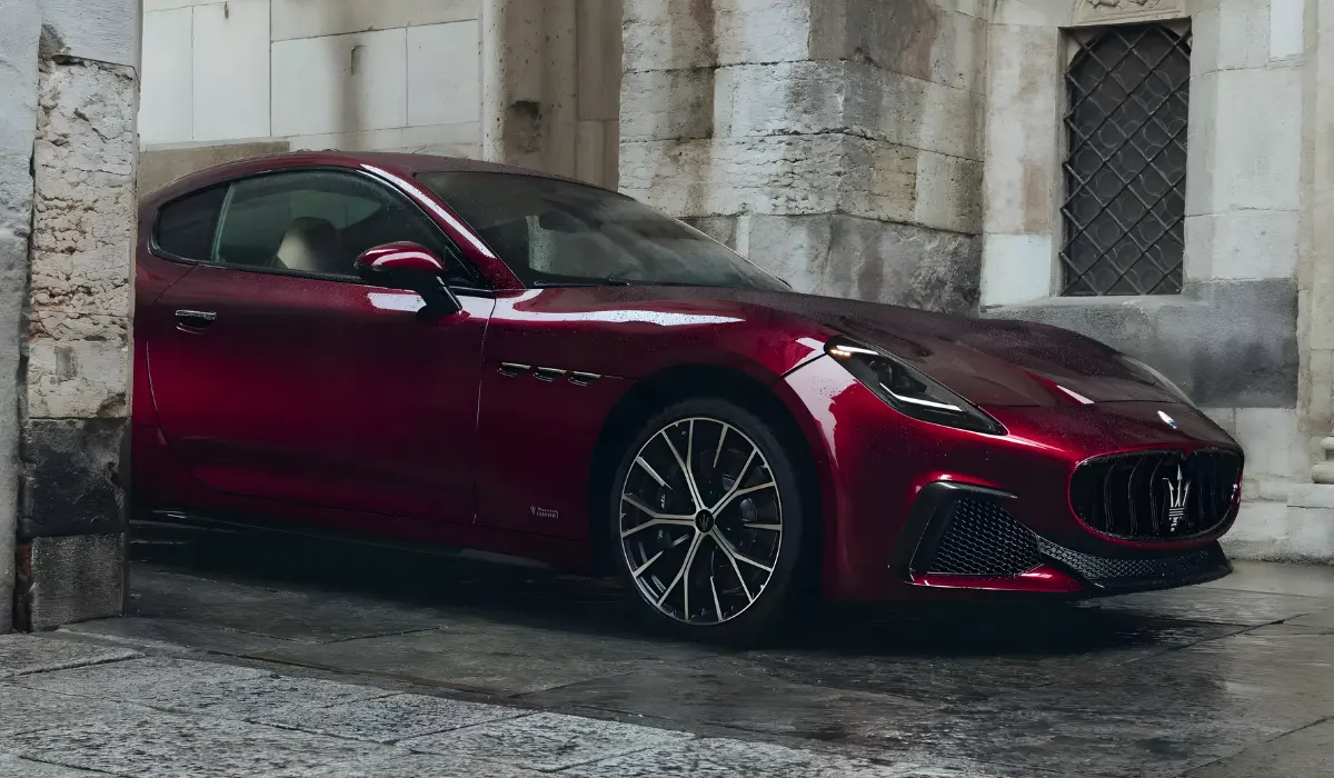 Maserati GranTurismo Meccanica Lirica – Rosso Velluto