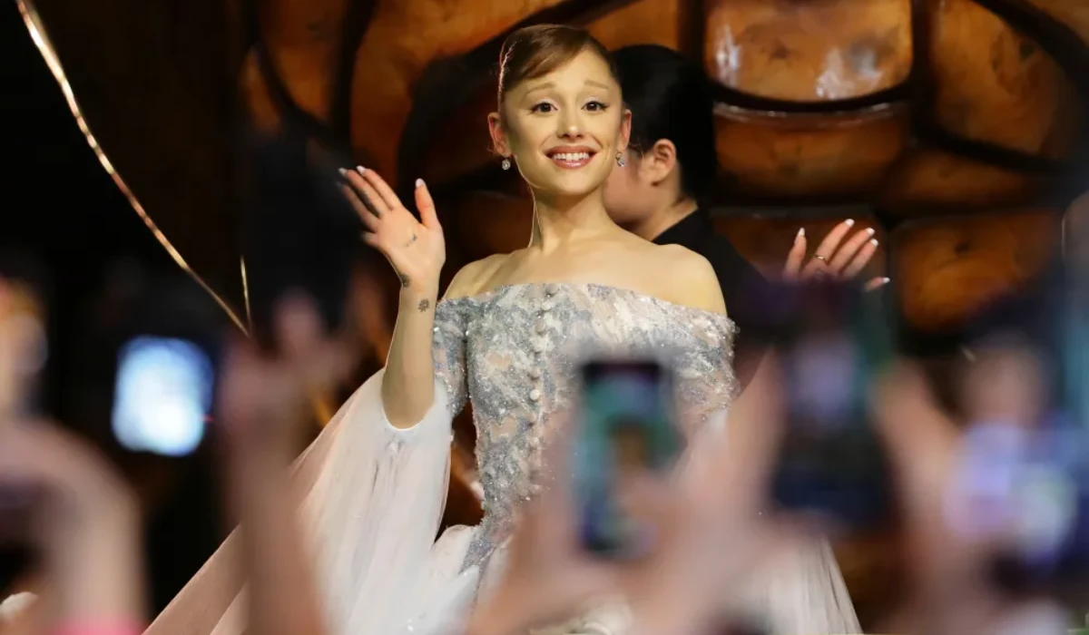 Ariana Grande in Wicked For Good