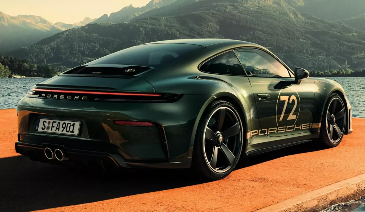 2027 Porsche 911 GT3 90 F