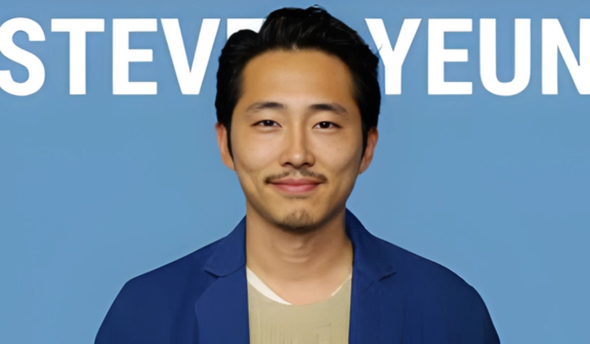 Steven Yeun 