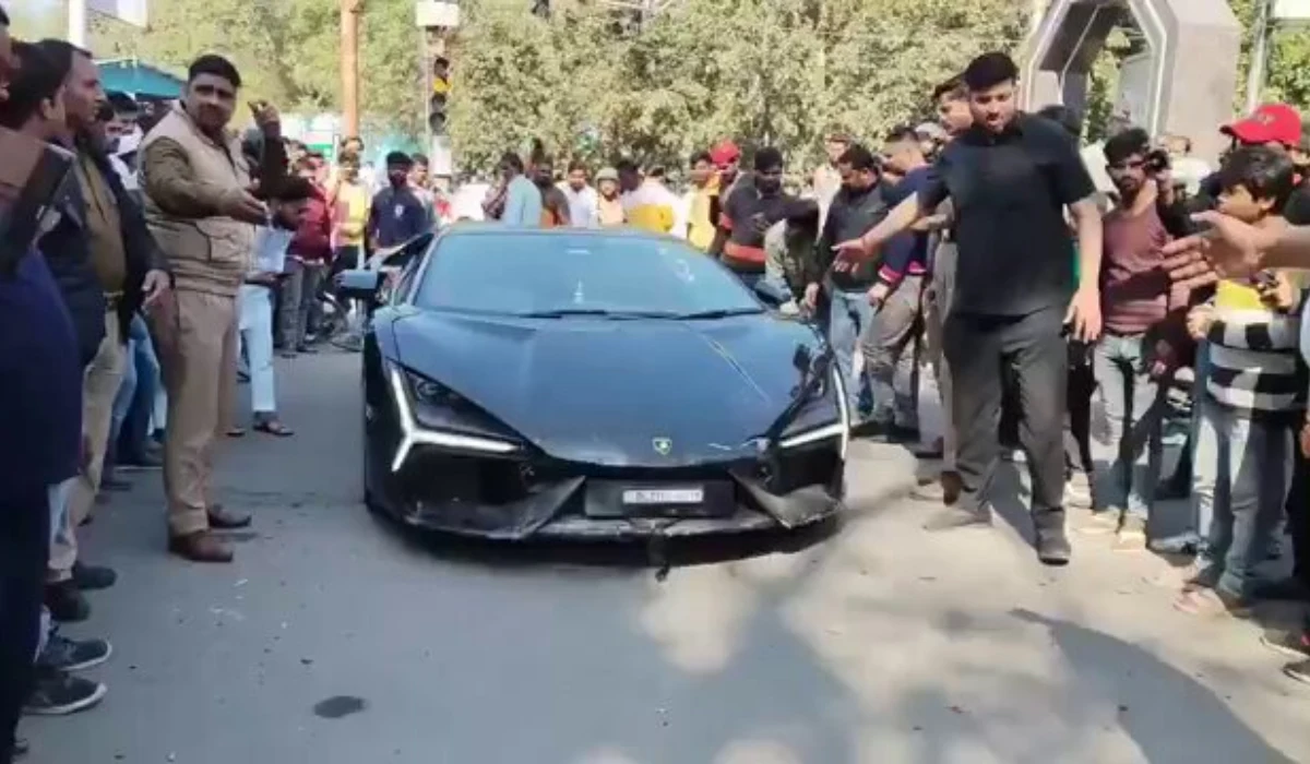  Lamborghini