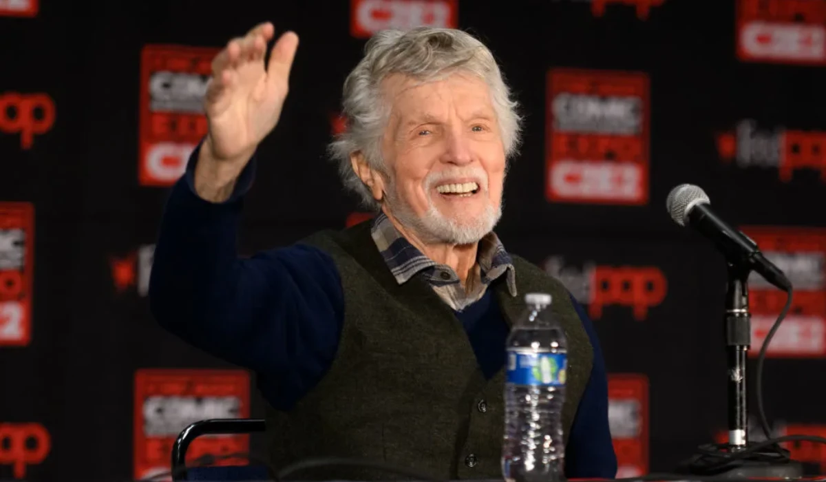 Tom Skerritt 