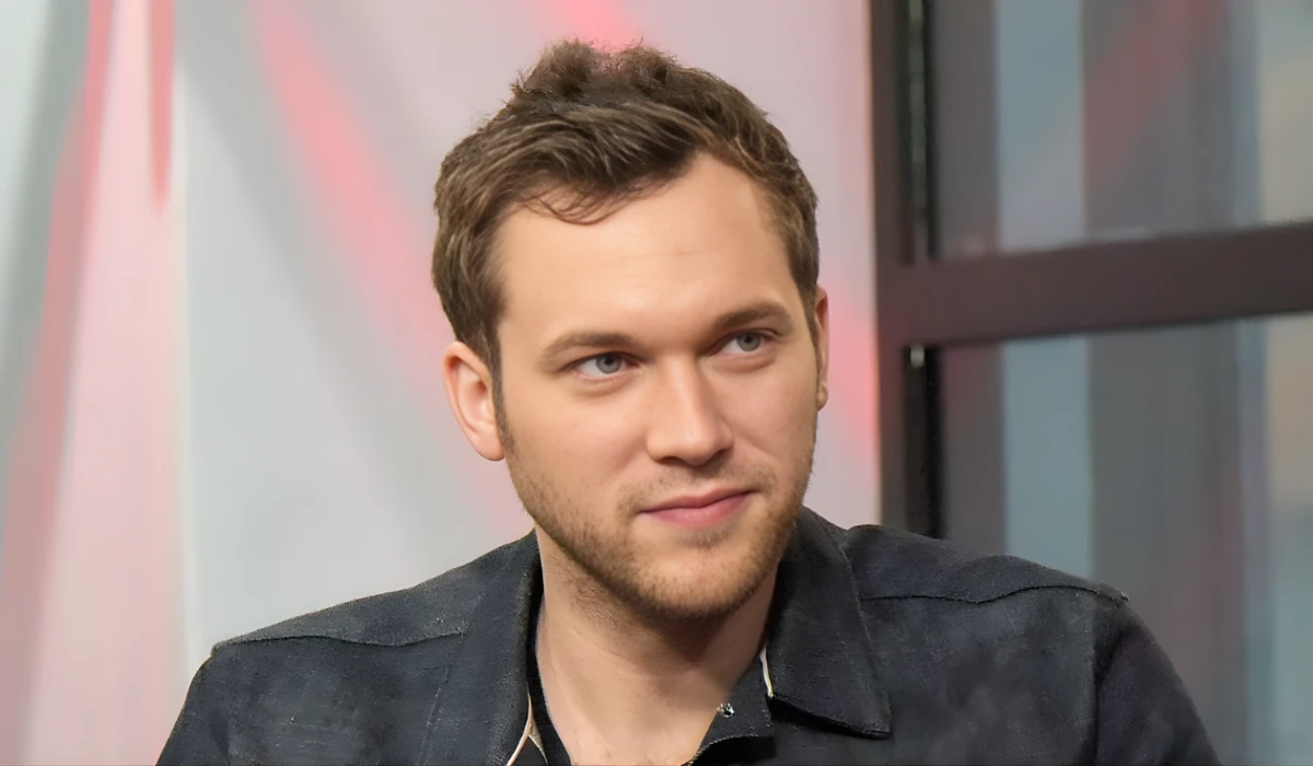 Phillip Phillips