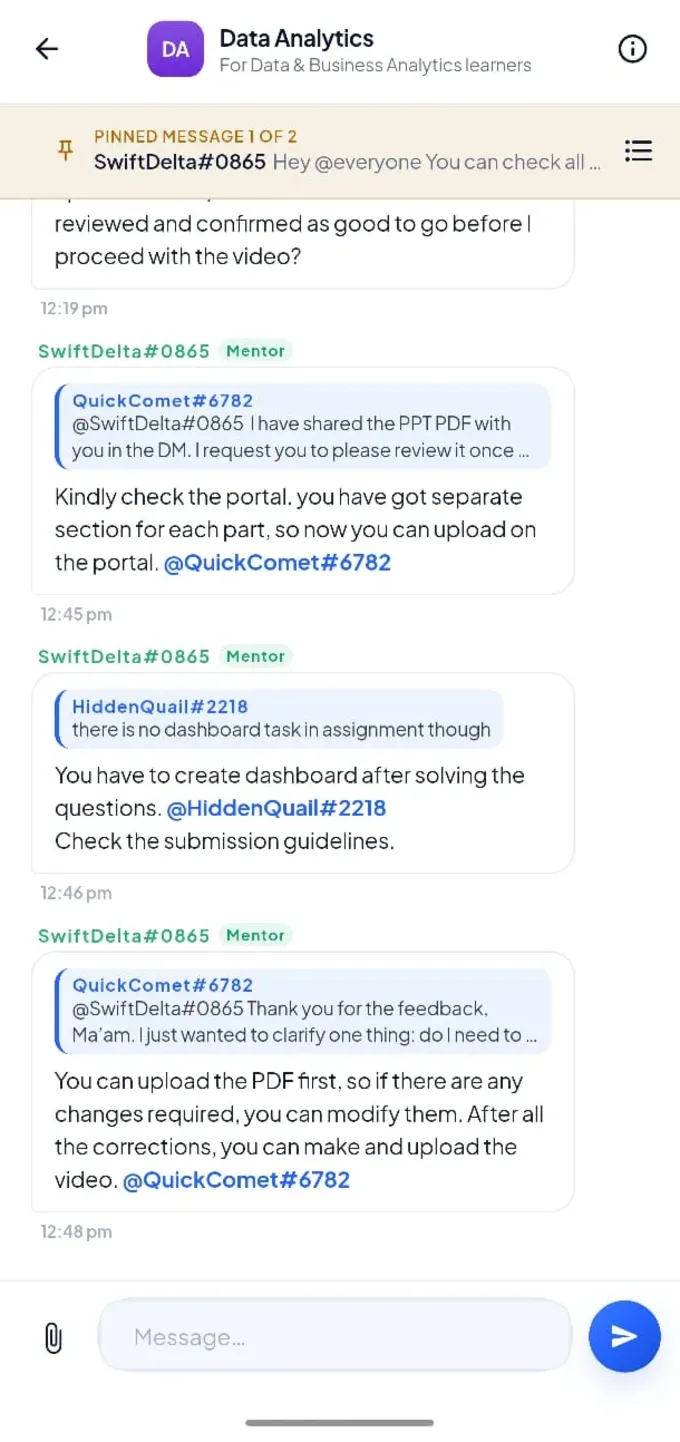 Data Analytics group chat where a mentor answers student questions