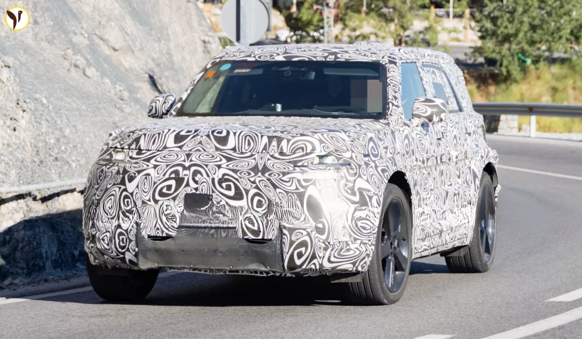 Land Rover Defender Sport Spied