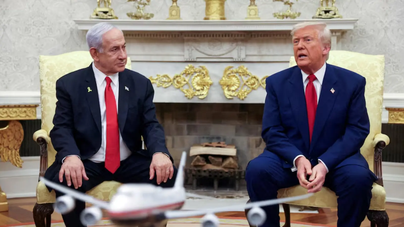 Iran Expands War Across Gulf as Oil Routes Come Under Threat